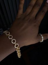 Load image into Gallery viewer, Elegant Trendy Bracelets