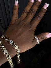 Load image into Gallery viewer, Elegant Trendy Bracelets