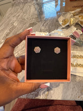 Charger l'image dans la galerie, Pink Flower Earrings
