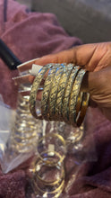 Load image into Gallery viewer, 4 Bangles Flash Sale✨
