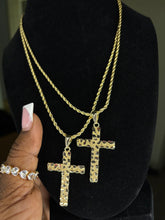 Load image into Gallery viewer, Cross Necklace
