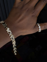 Load image into Gallery viewer, Elegant Trendy Bracelets
