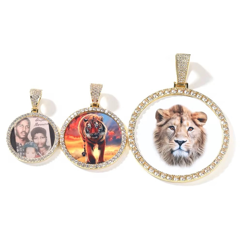 Circle Shaped Photo Pendant