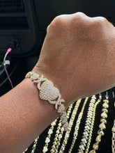 Load image into Gallery viewer, Elegant Trendy Bracelets
